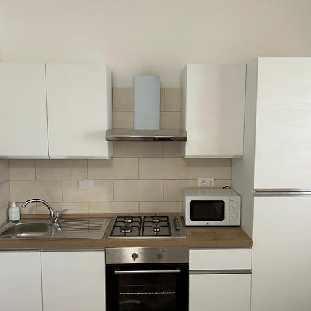 Fly & Stay Apartments Fiumicino Esterno foto