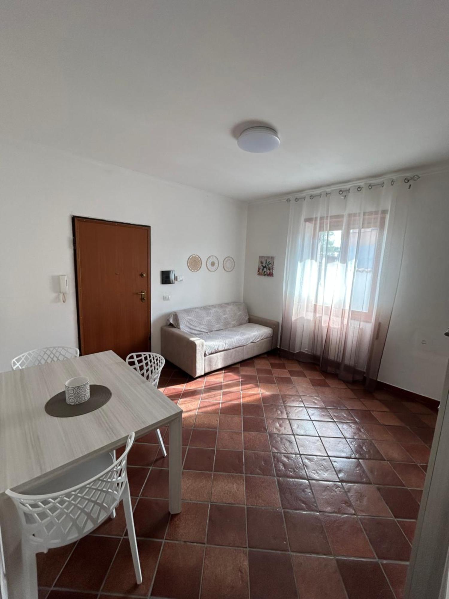 Fly & Stay Apartments Fiumicino Esterno foto